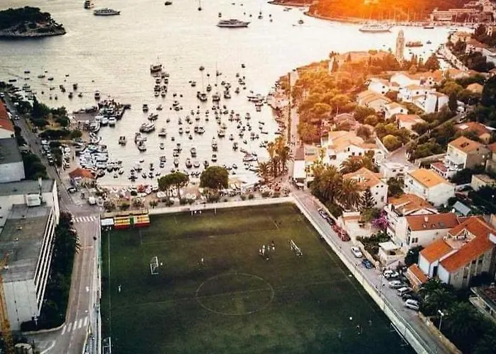 Sweet Dreams 3* Hvar Town