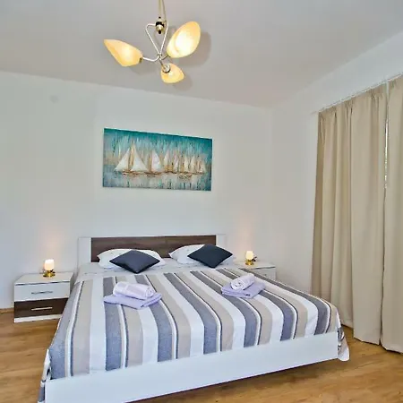 Sweet Dreams Guest house 3*